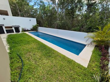 Casa Nueva Doble Altura en Vía Cumbres!