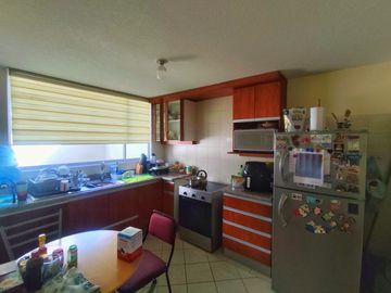 VENTA DE CASA CONJUNTO LE CHALET, AMAGASI DEL INCA, EMBAJADA AMERICANA