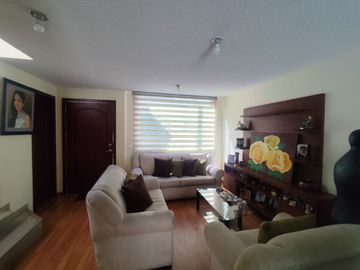 VENTA DE CASA CONJUNTO LE CHALET, AMAGASI DEL INCA, EMBAJADA AMERICANA