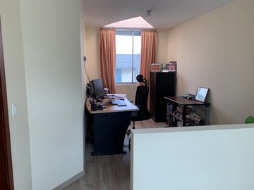 VENTA DE CASA CONJUNTO LE CHALET, AMAGASI DEL INCA, EMBAJADA AMERICANA