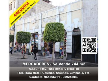 MERCADERES - Se Vende 744 m2   - Arequipa 📲 96186----  Mi WhatsApp: https://wa.link/0h----  ✅ Área de terreno 744 M2.(frentera 16 ml. - fondo 45 ml.