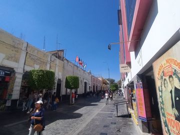 MERCADERES - Se Vende 744 m2   - Arequipa 📲 96186----  Mi WhatsApp: https://wa.link/0h----  ✅ Área de terreno 744 M2.(frentera 16 ml. - fondo 45 ml.