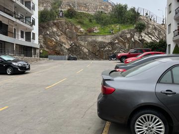 VENDO ACOGEDOR DPTO.  LOS ALAMOS SURCO 1ER PISO CON TERRAZA 3 DORM.