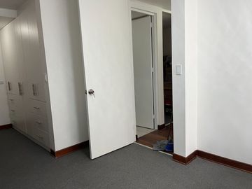 VENDO ACOGEDOR DPTO.  LOS ALAMOS SURCO 1ER PISO CON TERRAZA 3 DORM.