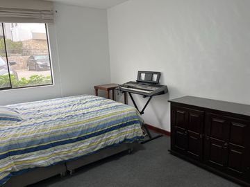 VENDO ACOGEDOR DPTO.  LOS ALAMOS SURCO 1ER PISO CON TERRAZA 3 DORM.