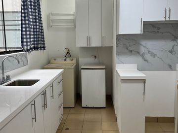 VENDO ACOGEDOR DPTO.  LOS ALAMOS SURCO 1ER PISO CON TERRAZA 3 DORM.