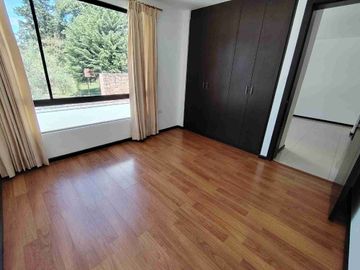 Vendo casa esquinera en Capelo Valle de los Chillos