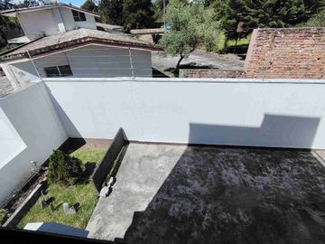 Vendo casa esquinera en Capelo Valle de los Chillos
