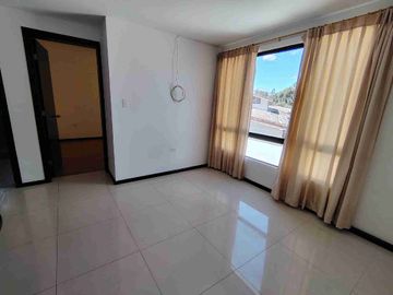 Vendo casa esquinera en Capelo Valle de los Chillos