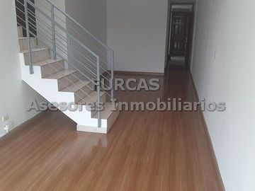 PRECIOSO Y MUY AMPLIO DUPLEX EN LINCE LIMITE CON SAN ISIDRO