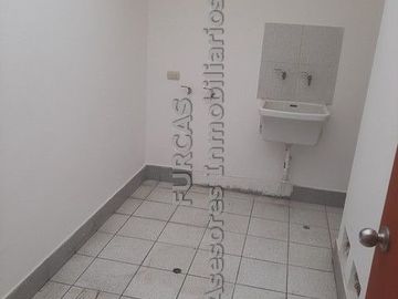 PRECIOSO Y MUY AMPLIO DUPLEX EN LINCE LIMITE CON SAN ISIDRO