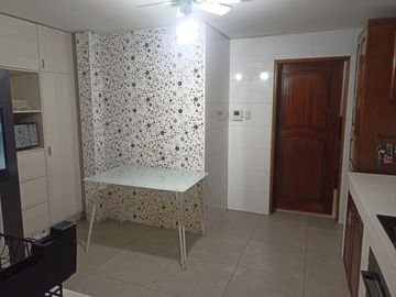 Venta de casa en el Sol de la molina .