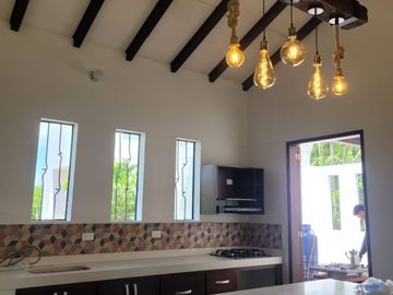 Oportunidad: Preciosa Casa Finca en zona de alta valorización.