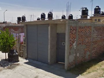 OY CASA ADJUDICADA LISTA PARA CESIONAR FRACC VILLAS DE SAN CAYETANO, IRAPUATO, GUANAJUATO