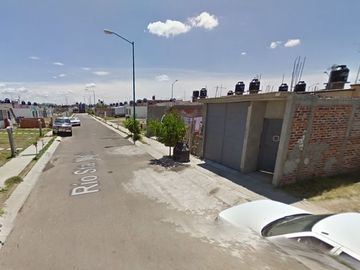 OY CASA ADJUDICADA LISTA PARA CESIONAR FRACC VILLAS DE SAN CAYETANO, IRAPUATO, GUANAJUATO