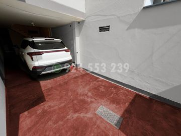 OCASIÓN VENDO SURCO 170m2 1ER PISO DEPA + 2 COCHERAS X PARQUE DE LA AMISTAD
