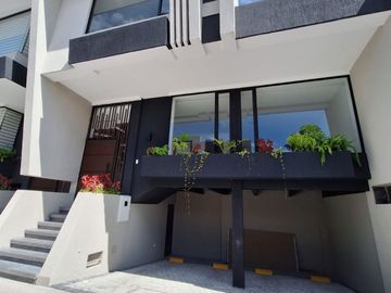 VENTA HERMOSAS CASAS POR ESTRENAR SECTOR NAYON