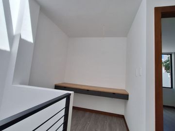 VENTA HERMOSAS CASAS POR ESTRENAR SECTOR NAYON