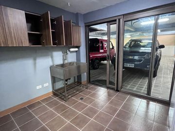 FOR SALE: PREMIUM 2 STOREY MODERN HOUSE & LOT WITH BASEMENT PARKING
