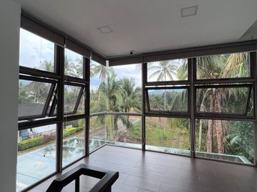 FOR SALE: PREMIUM 2 STOREY MODERN HOUSE & LOT WITH BASEMENT PARKING