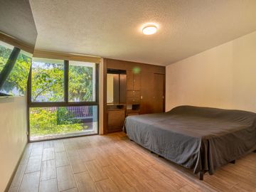 Casa en venta Colon de Echegaray 3 Rec, 3 autos, 2.5 baños, remodelada hace 3 años