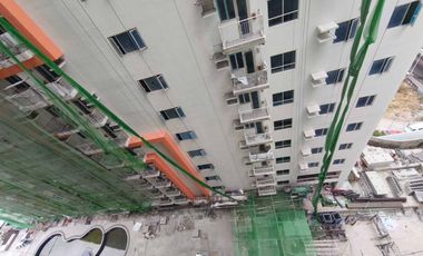 For Sale Condo in Pasay City Studio with Balcony near Makati city