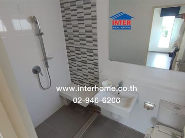 2-storey twin house, 38 sq m., Inizio Village 3, Pinklao-Ring Road, Samret Phatthana Road, Rongkanchanaphisek Road, Bang Kruai, Nonthaburi
