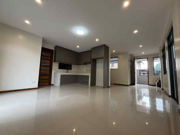 Ready for occupancy house and lot for sale in vermont mayamont antipolo city marcos highway masinag