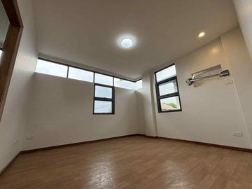 Ready for occupancy house and lot for sale in vermont mayamont antipolo city marcos highway masinag