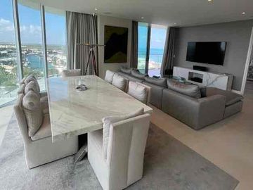 Vive el lujo en Puerto Cancún: Departamento amueblado en SLS Harbour Beach - $2.5M USD