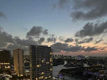 Venta VIP: Departamento amueblado en SLS Puerto Cancún - 4 recámaras, amenities de lujo