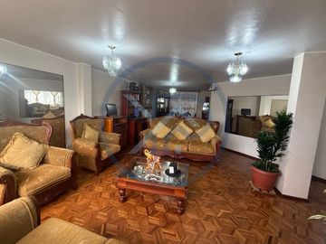 PROPIEDAD RENTERA EN VENTA, UBICADA EN EL NORTE DE QUITO SAN CARLOS, BARRIO EL PORVENIR