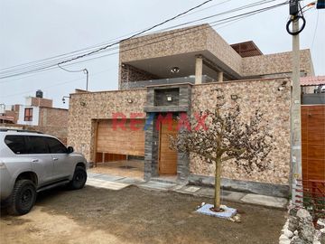 ID: 1142599 Venta Cas De Playa Con Piscina Punta Negra