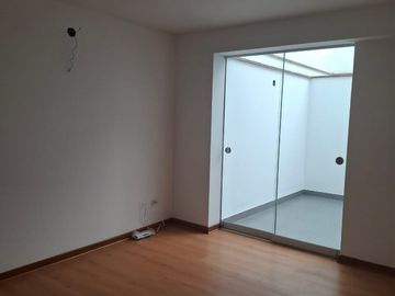 DEPARTAMENTO ESTRENO FLAT VELASCO ASTETE 2226 VISTA ALEGRE SURCO. ENTREGA INMEDIATA. PRECIO INCLUYE COCHERA. 3 DORMITORIOS. 122.10 m2.
