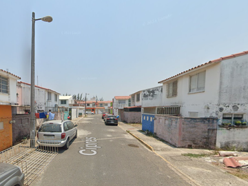 CASA DE RECUPERACIÓN BANCARIA, EN CALLE CIPRES, COLONIA GEOVILLAS RINCÓN DE LOS PINOS, VERACRUZ, VERACRUZ. ¡NO CREDITOS!