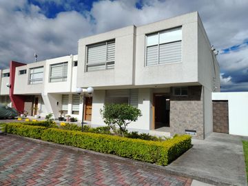CASA EN VENTA, SECTOR ARMENIA 1, $150000