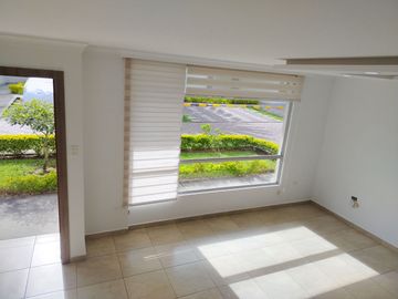 CASA EN VENTA, SECTOR ARMENIA 1, $150000