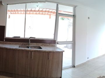CASA EN VENTA, SECTOR ARMENIA 1, $150000