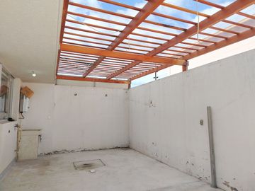 CASA EN VENTA, SECTOR ARMENIA 1, $150000