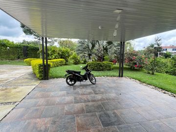 SE VENDE HERMOSA CASA CAMPESTRE VIA LA TEBAIDA