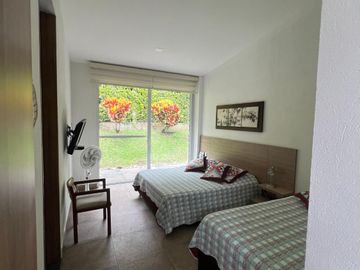 SE VENDE HERMOSA CASA CAMPESTRE VIA LA TEBAIDA