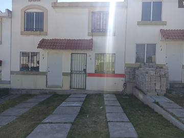 CASA EN VENTA, URBI VILLAS DEL REY HUHUETOCA