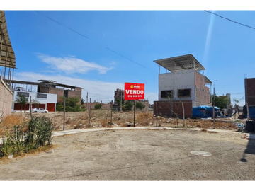 GRAN VENTA DE TERRENO FRENTE A PARQUE EN LAS CASUARINAS - LOS PORTALES, PIURA