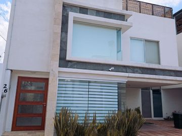 CASA EN VENTA EN SAN ANDRES CHOLULA EN FRACCIONAMIENTO