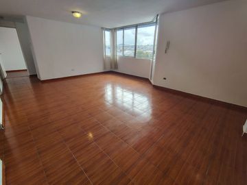 Departamento en Quito Av. Amazonas y el Inca