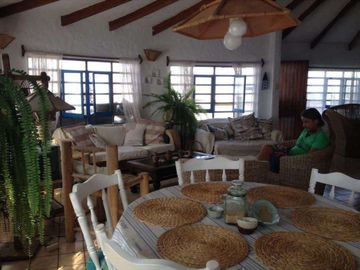 Vendo Hermosa Casa De Playa Amoblada, En Primera Fila. Cerro Azul, Playa Los Lobos