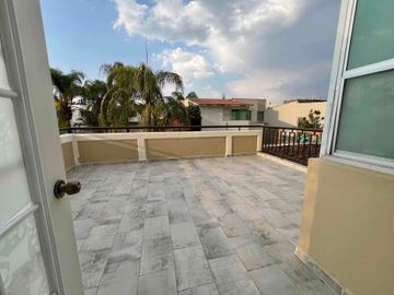 CASA EN VENTA EN PEDREGAL DEL GIGANTE