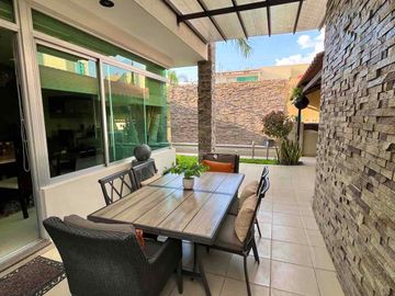 CASA EN VENTA EN PEDREGAL DEL GIGANTE