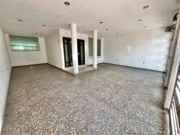 CASA EN VENTA EN QUINTA LOS NARANJOS