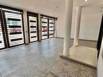 CASA EN VENTA EN QUINTA LOS NARANJOS